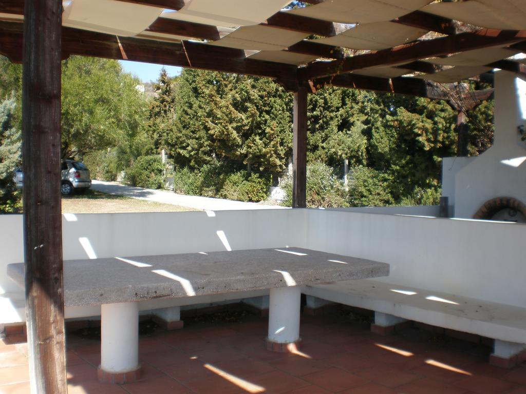 فيلا Marvelous House By The Sea بحيرة فولياغميني المظهر الخارجي الصورة